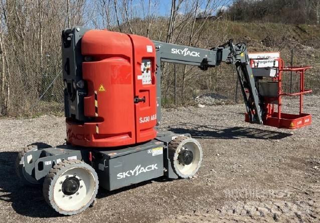  SJ30ARJE 2WD Iseliikuvad poomtõstukid