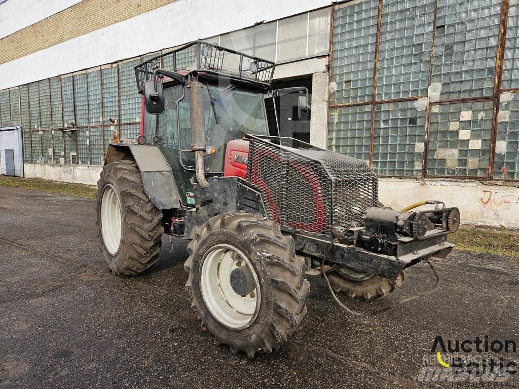 Valtra A 93H Traktorid