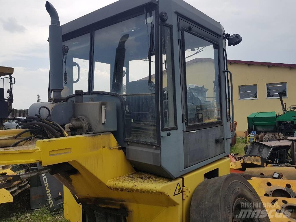 Bomag BW 184 AD Kabiinid