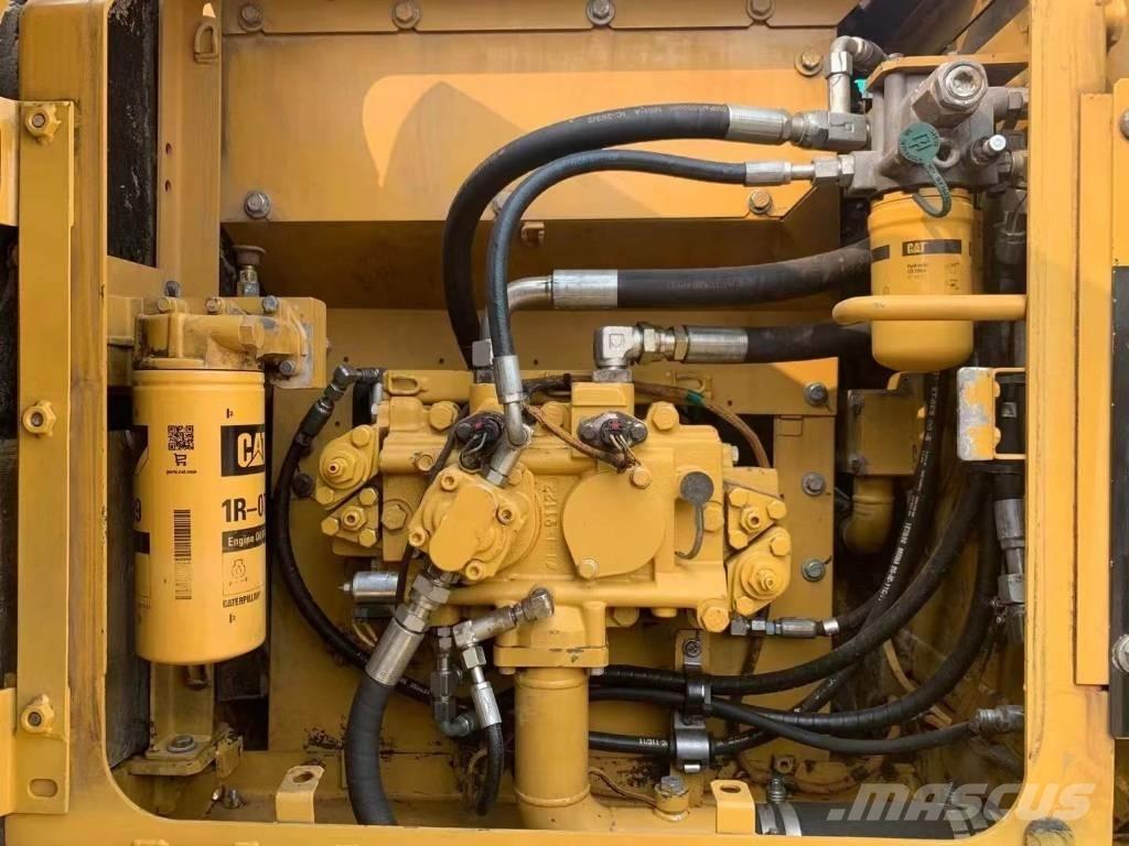 CAT 315 D L Roomikekskavaatorid