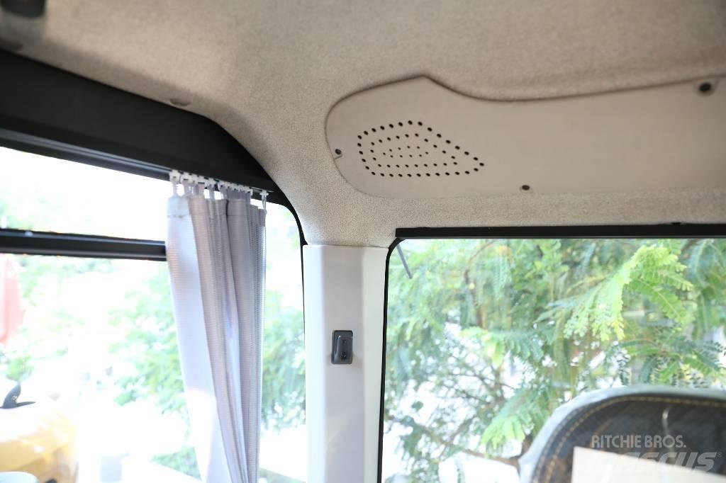 XCMG XE 60 GA Roomikekskavaatorid