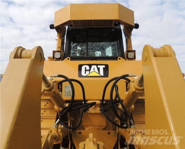 CAT D 7 R Buldooserid
