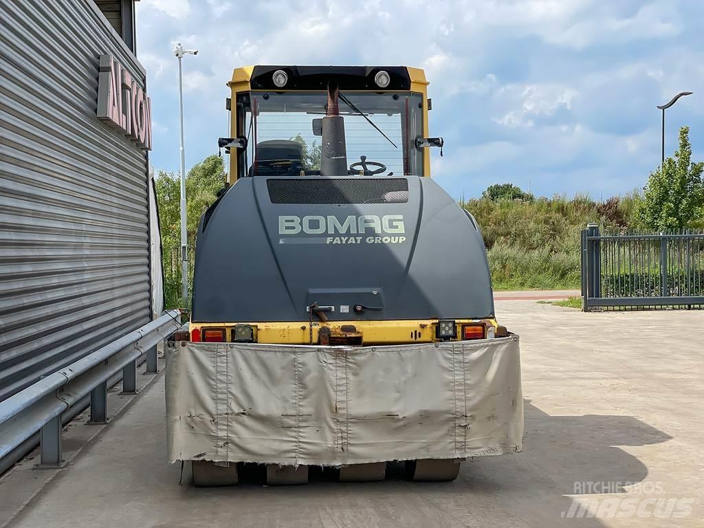 Bomag BW 24 RH Pneumorehvidega rullid
