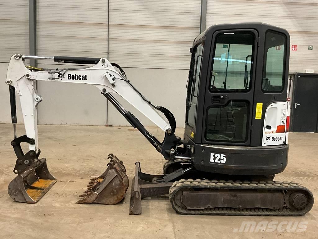 Bobcat E 25 Miniekskavaatorid < 7 t