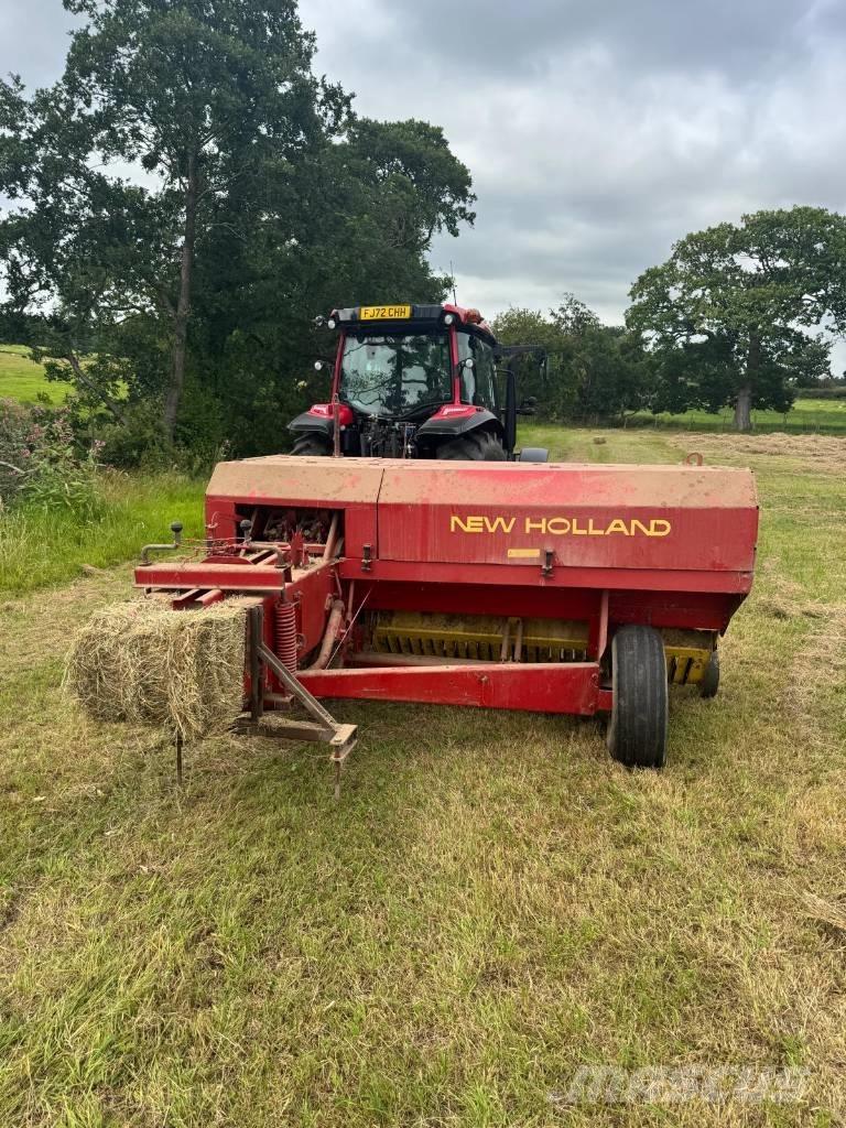 New Holland 378 Heinapressid