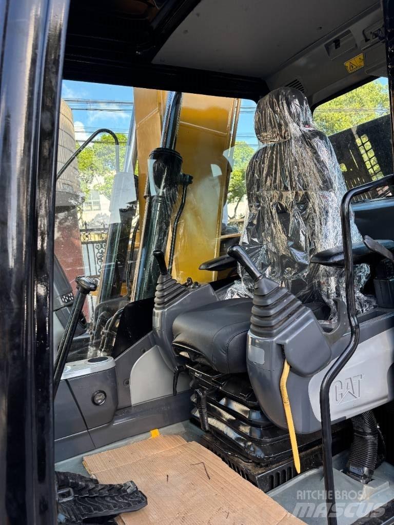CAT 312 D Roomikekskavaatorid
