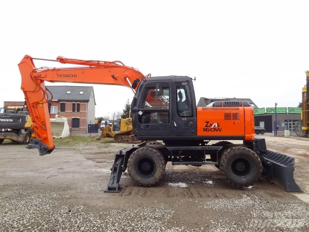Hitachi EX 160 WD Ratasekskavaatorid