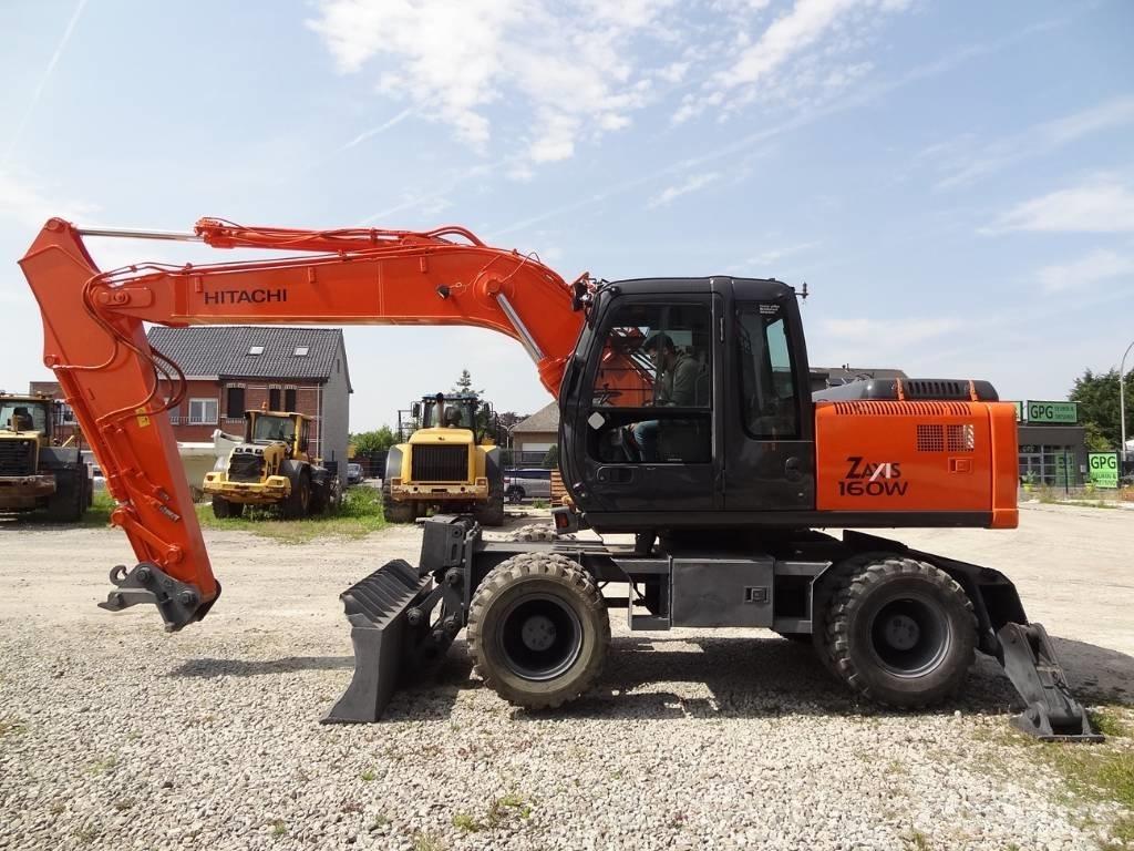 Hitachi ZX 160 W Ratasekskavaatorid