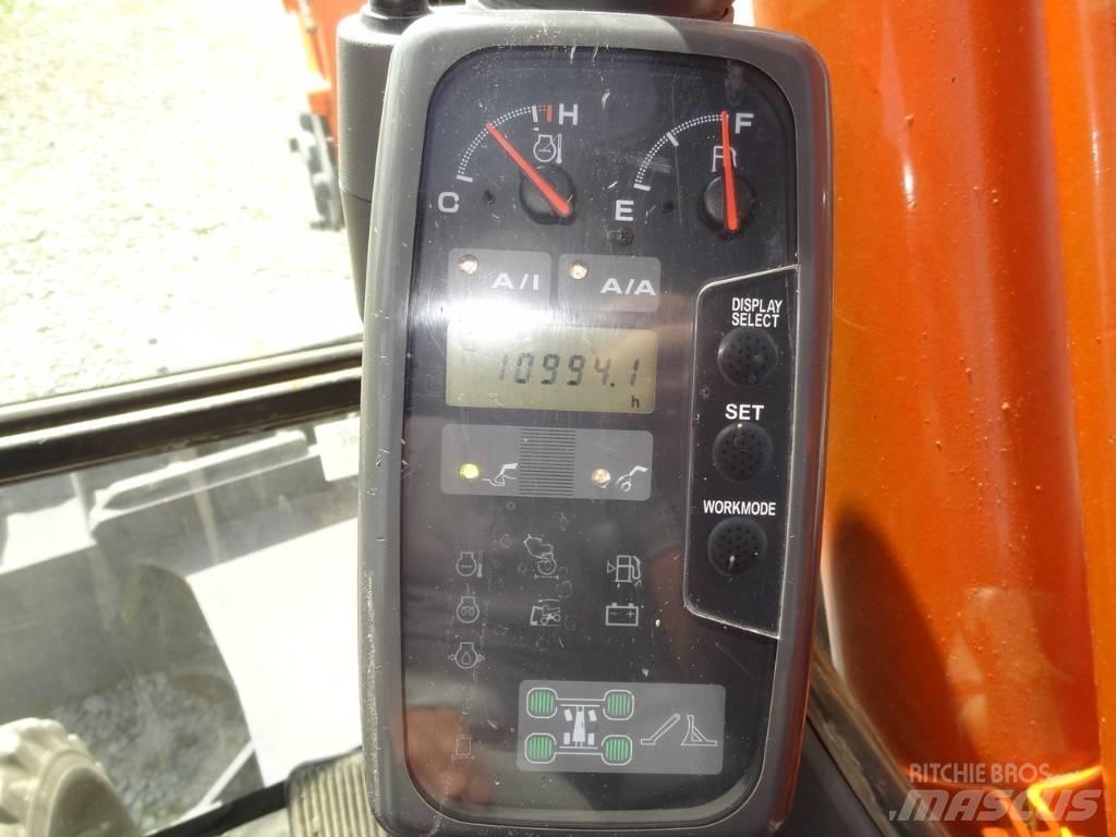 Hitachi ZX 160 W Ratasekskavaatorid