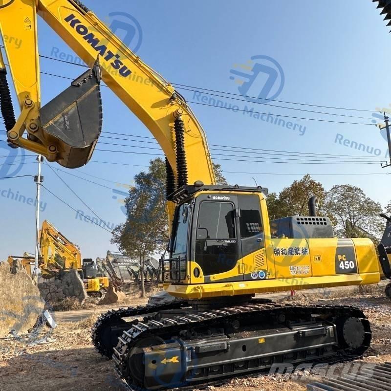 Komatsu PC450-8 Roomikekskavaatorid