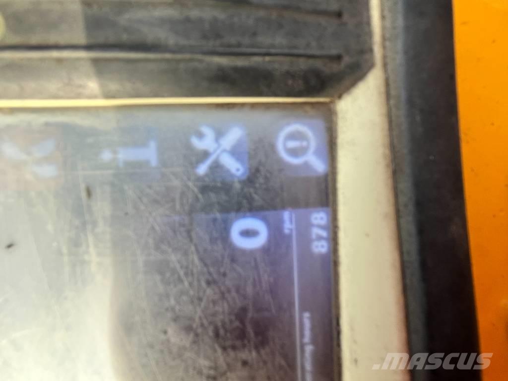 Knikmops KM 250 Rataslaadurid