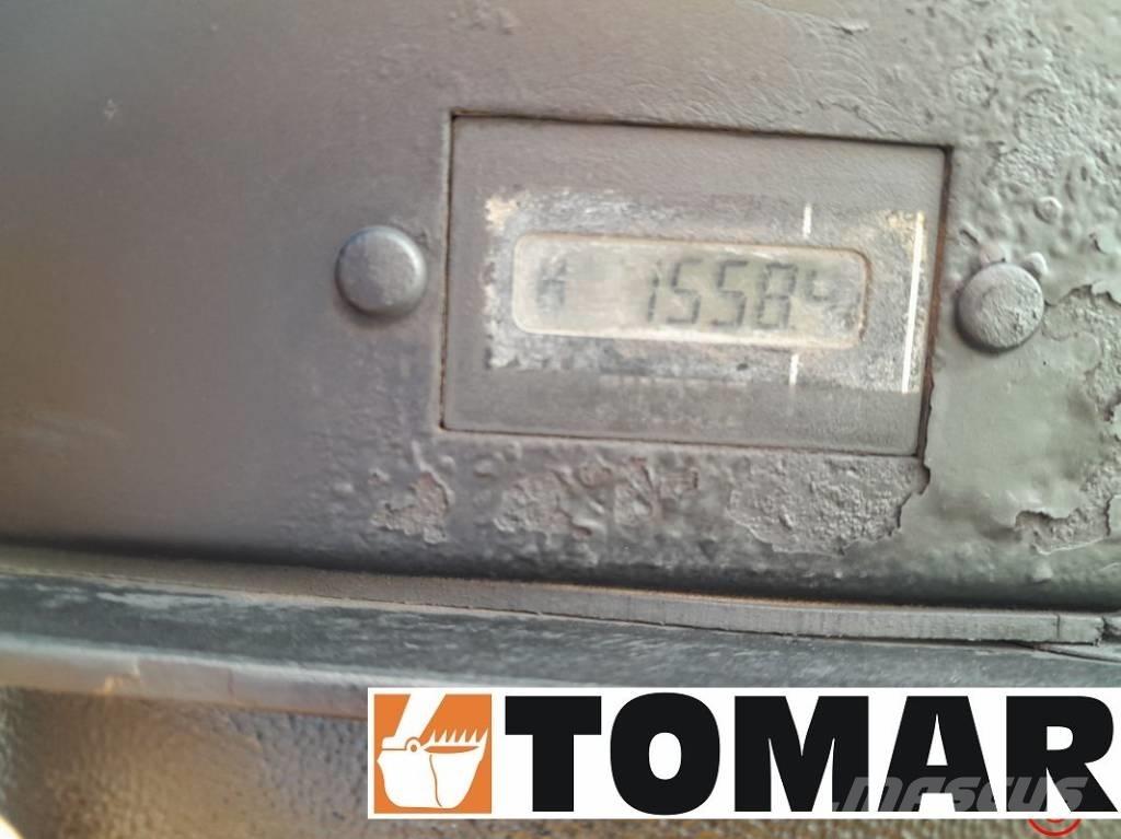 JCB 3 TST Väikekallurid