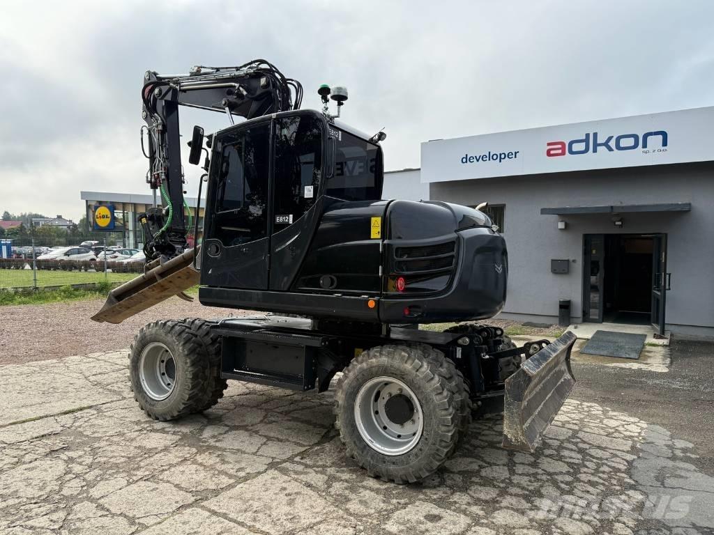 Yanmar B 110 W Ratasekskavaatorid
