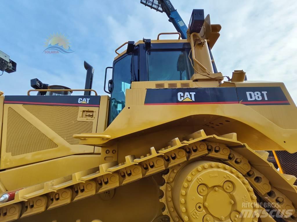 CAT D 8 T Buldooserid