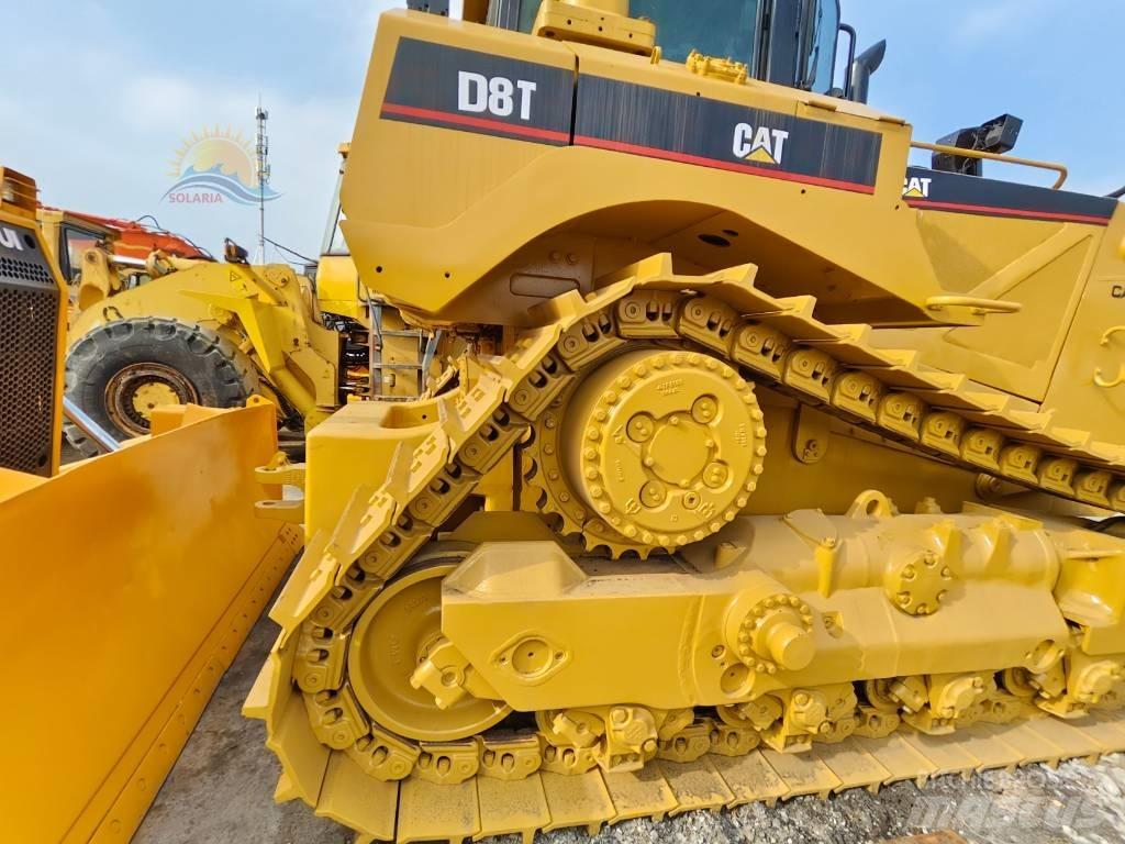 CAT D 8 T Buldooserid