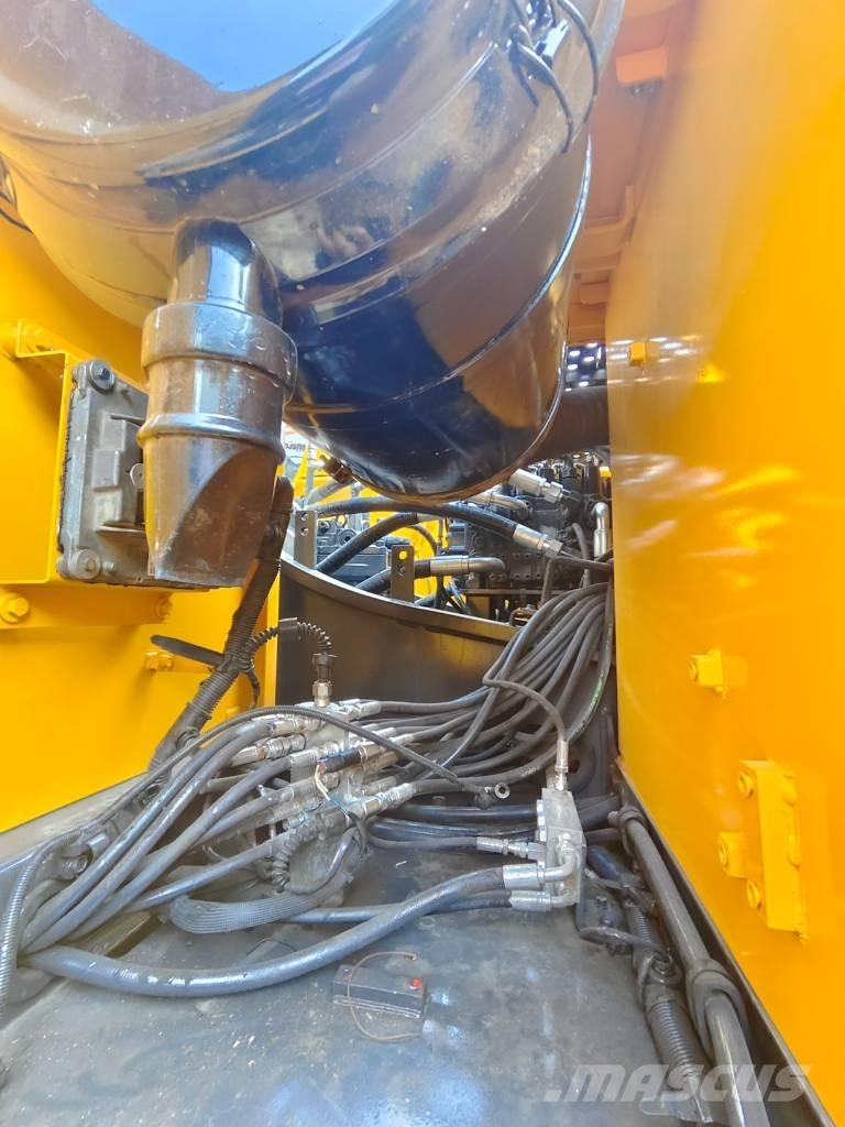 Volvo EC 250 D L Roomikekskavaatorid