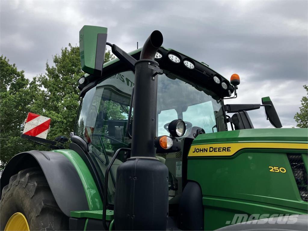 John Deere 6R 250 Traktorid