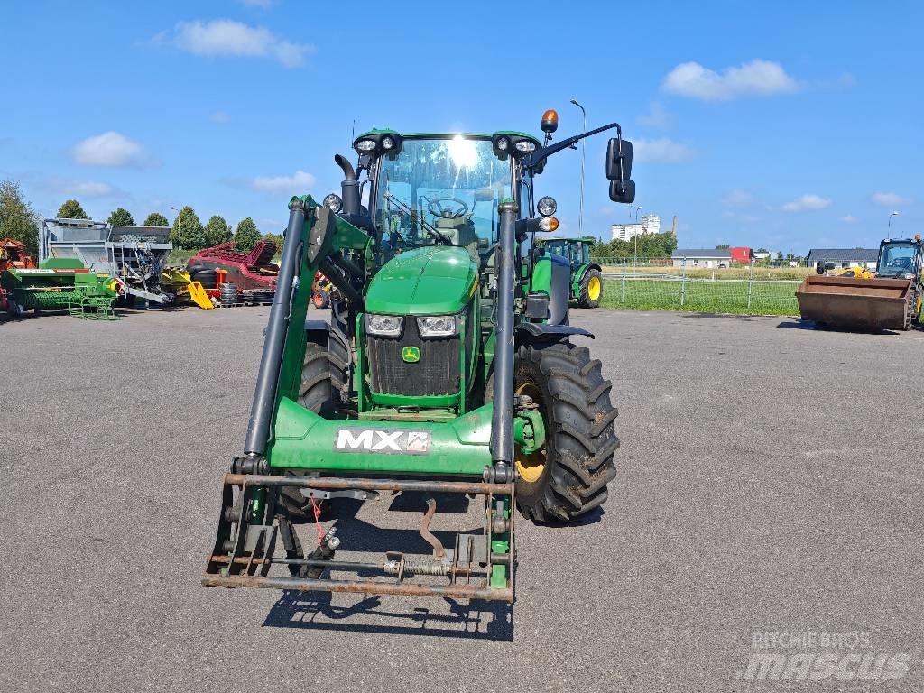 John Deere 5115 R Traktorid