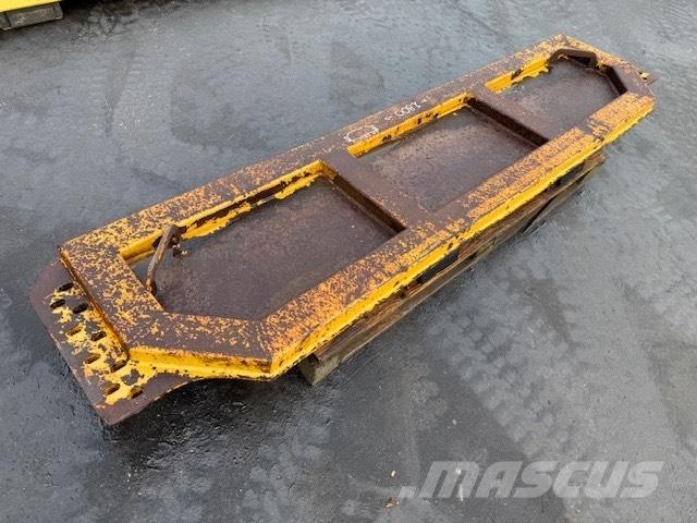 CAT TAILGATE Liigendraamiga pinnaseveokid