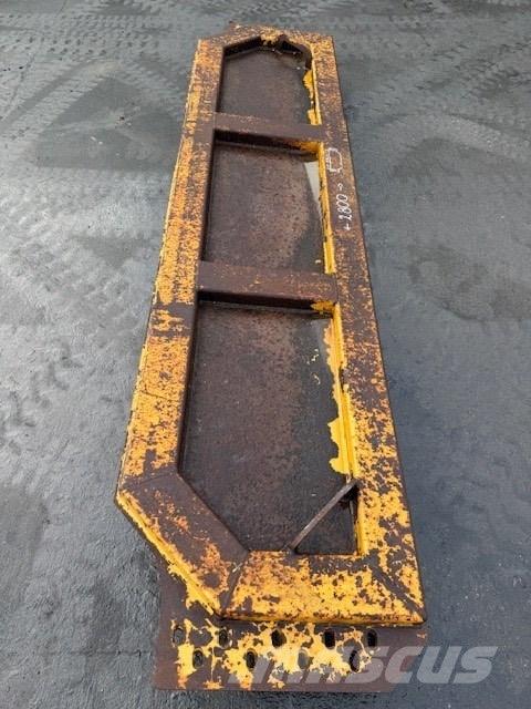 CAT TAILGATE Liigendraamiga pinnaseveokid