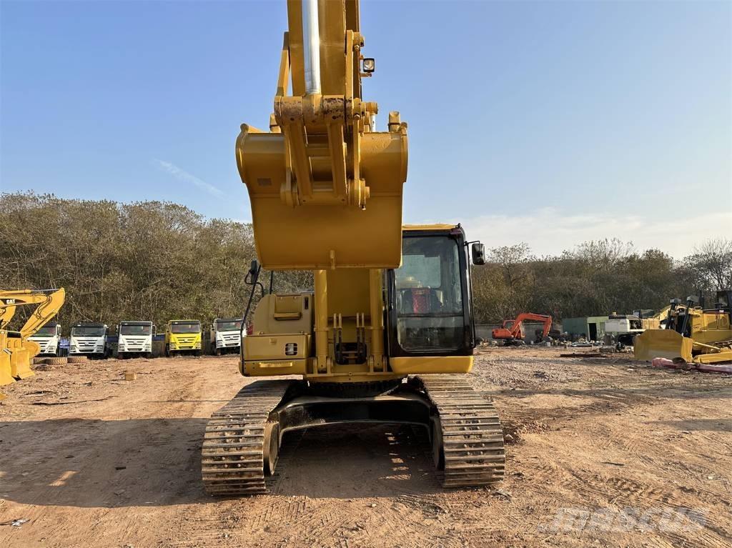 CAT 325C Roomikekskavaatorid