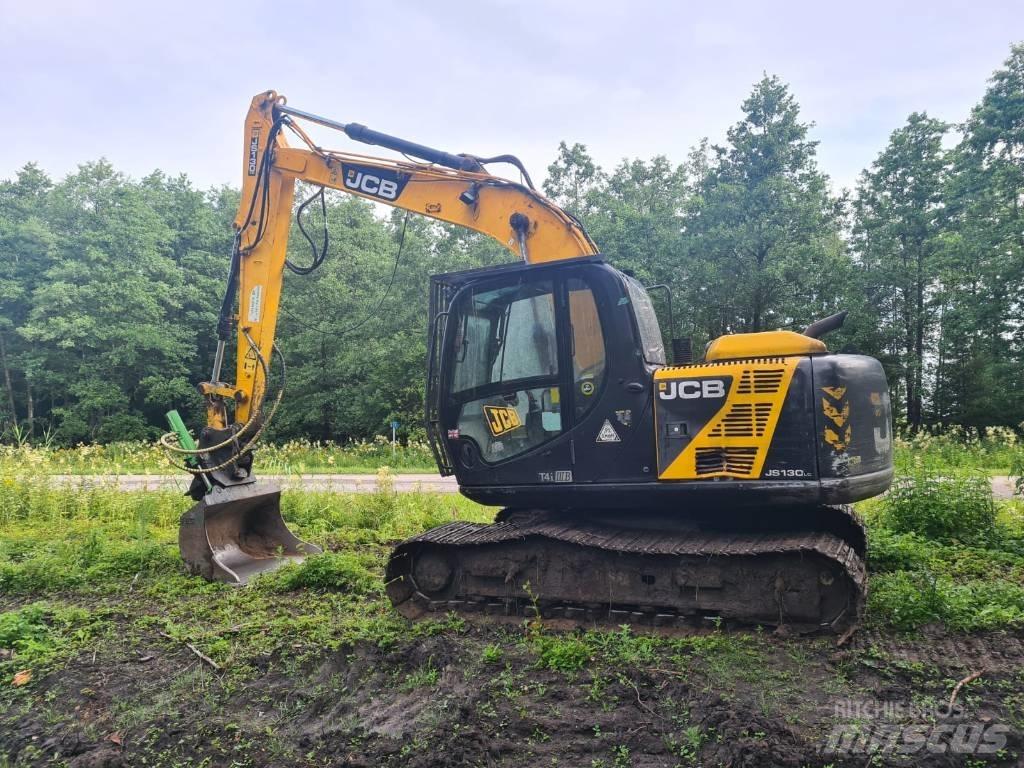 JCB JS 130 LC Roomikekskavaatorid