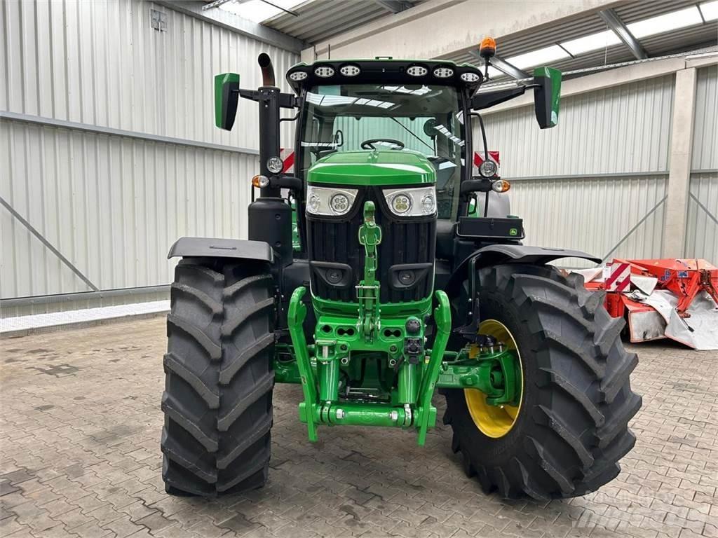 John Deere 6R 215 Traktorid