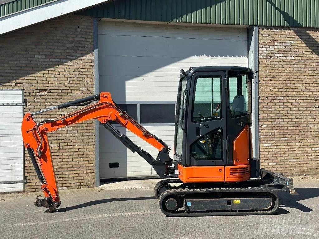 Hitachi ZX26U-6CR Miniekskavaatorid < 7 t