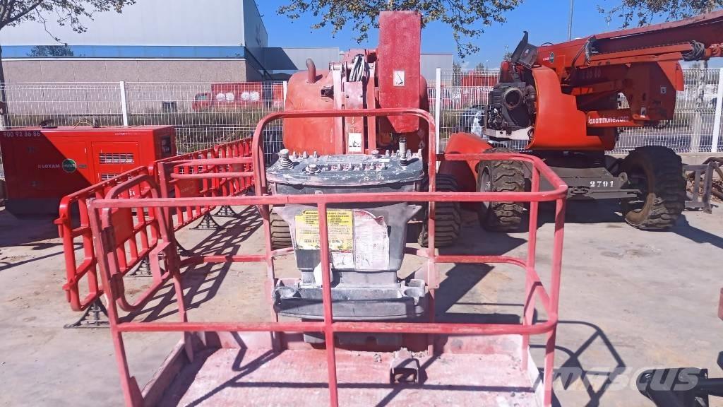 JLG 450 AJS II Iseliikuvad poomtõstukid