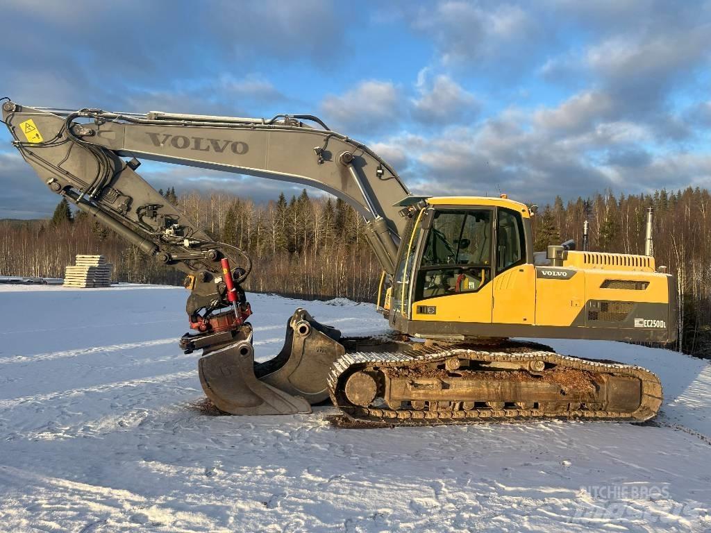 Volvo EC 250 D L Roomikekskavaatorid