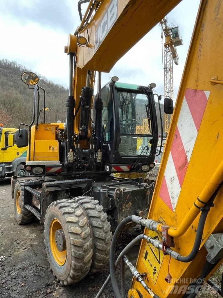 JCB JS 175 W Ratasekskavaatorid