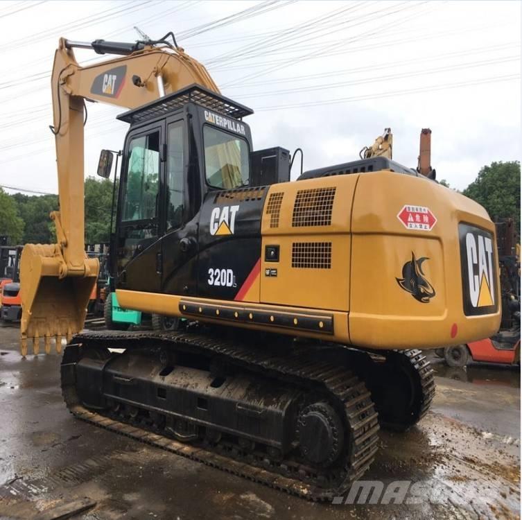 CAT 320 D Roomikekskavaatorid