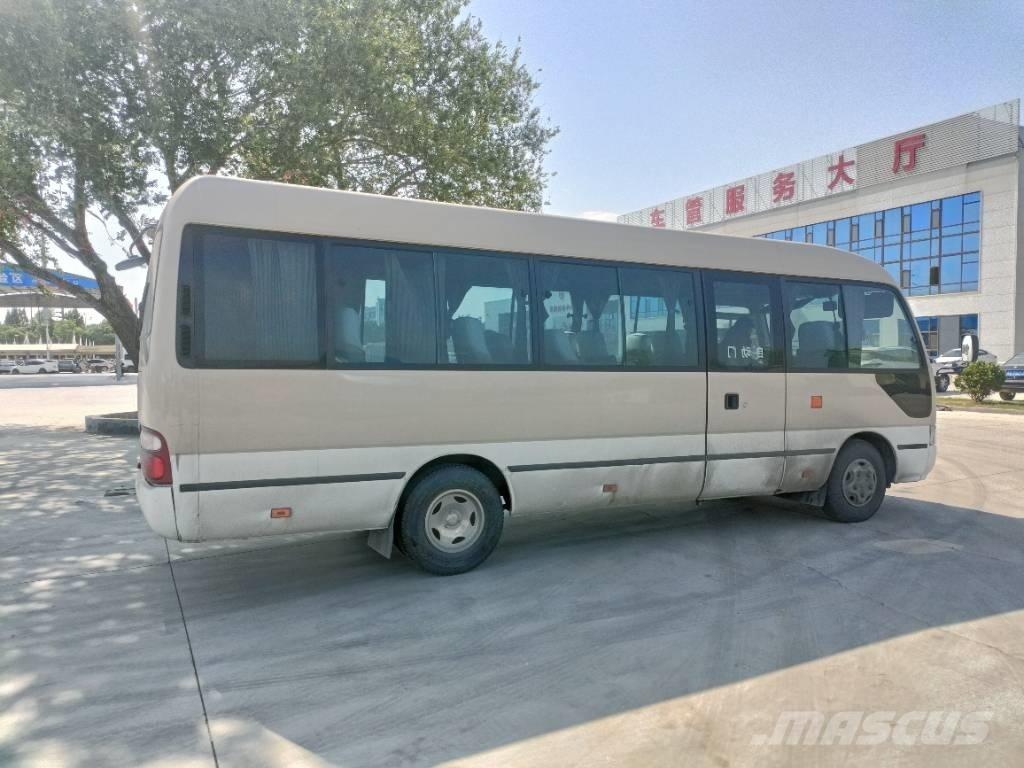 Toyota Coaster Bus Väikebussid
