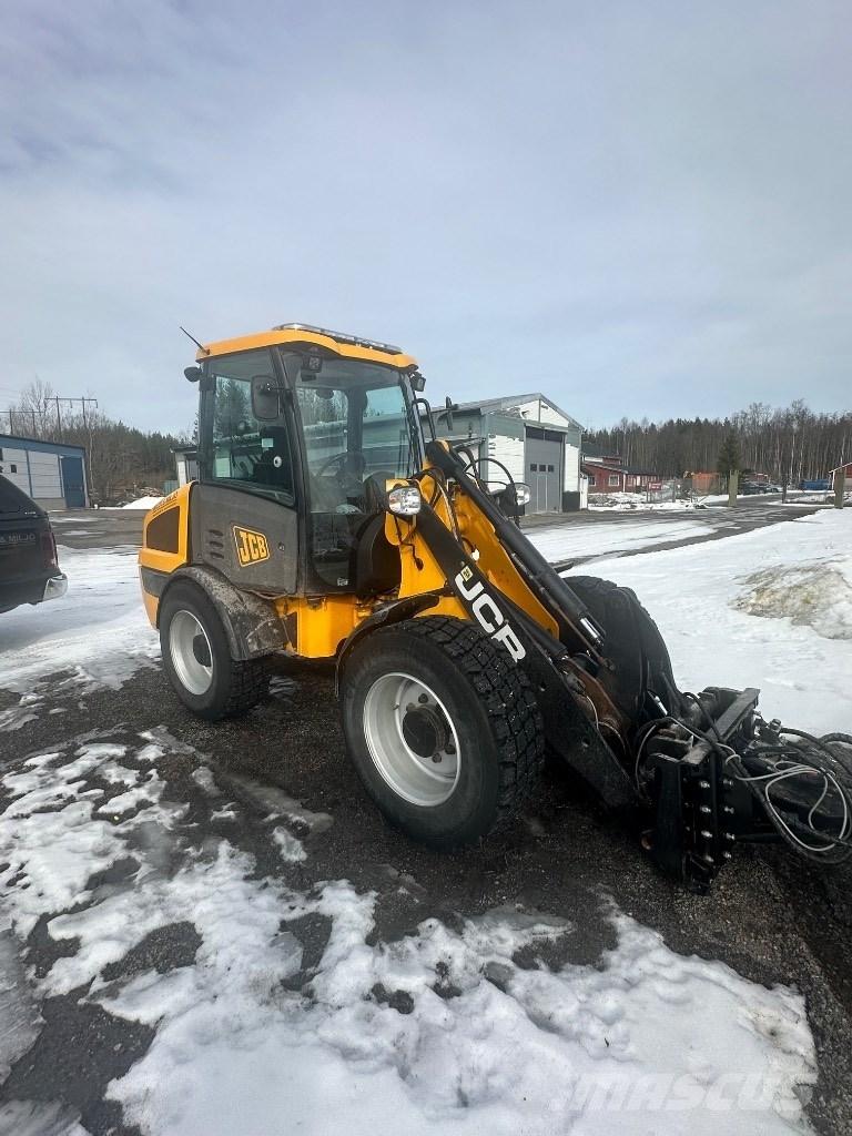 JCB 406 Rataslaadurid
