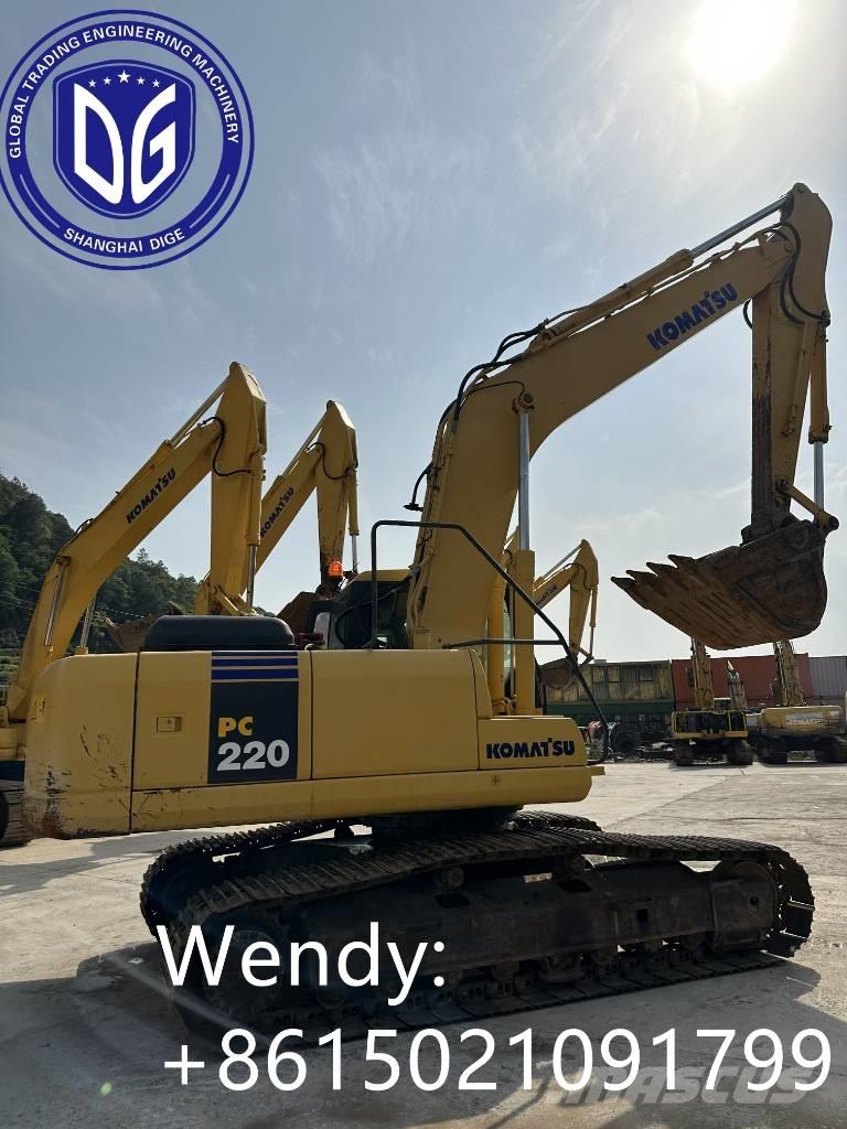 Komatsu PC 220-7 Roomikekskavaatorid