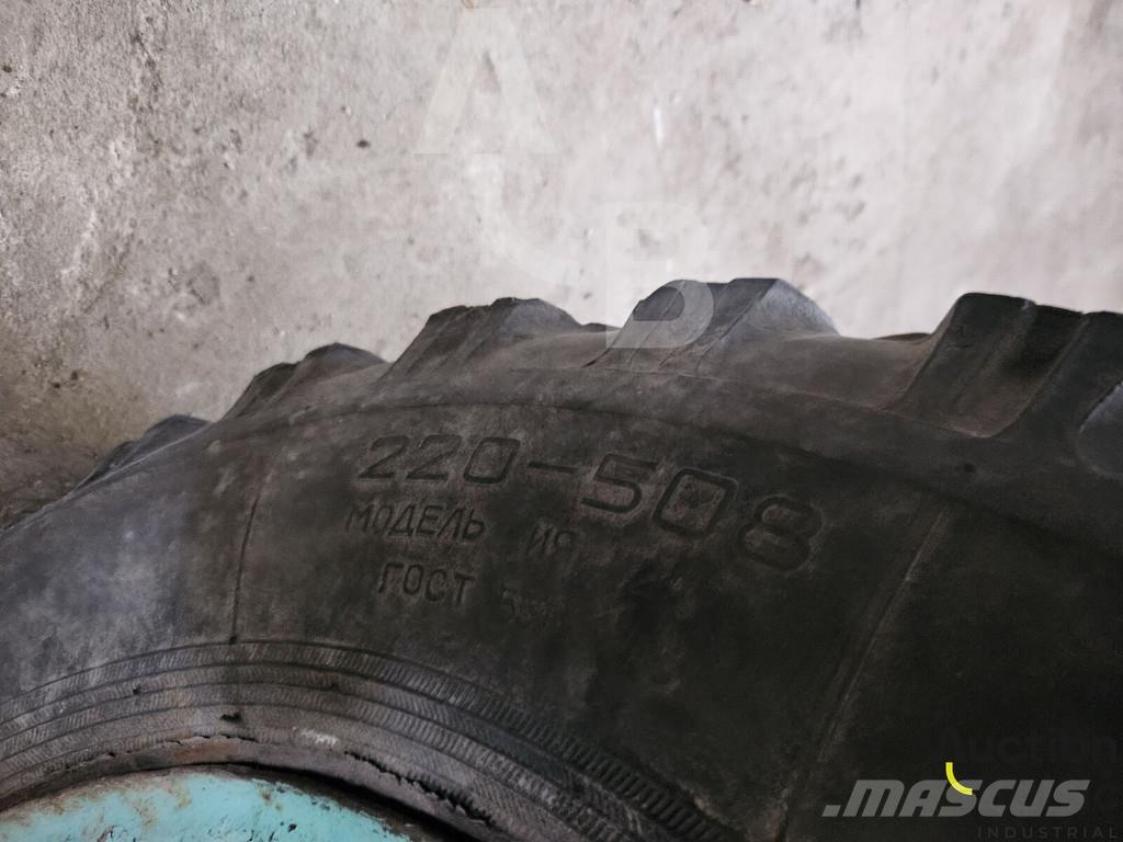 Belarus MTZ 80L Traktorid