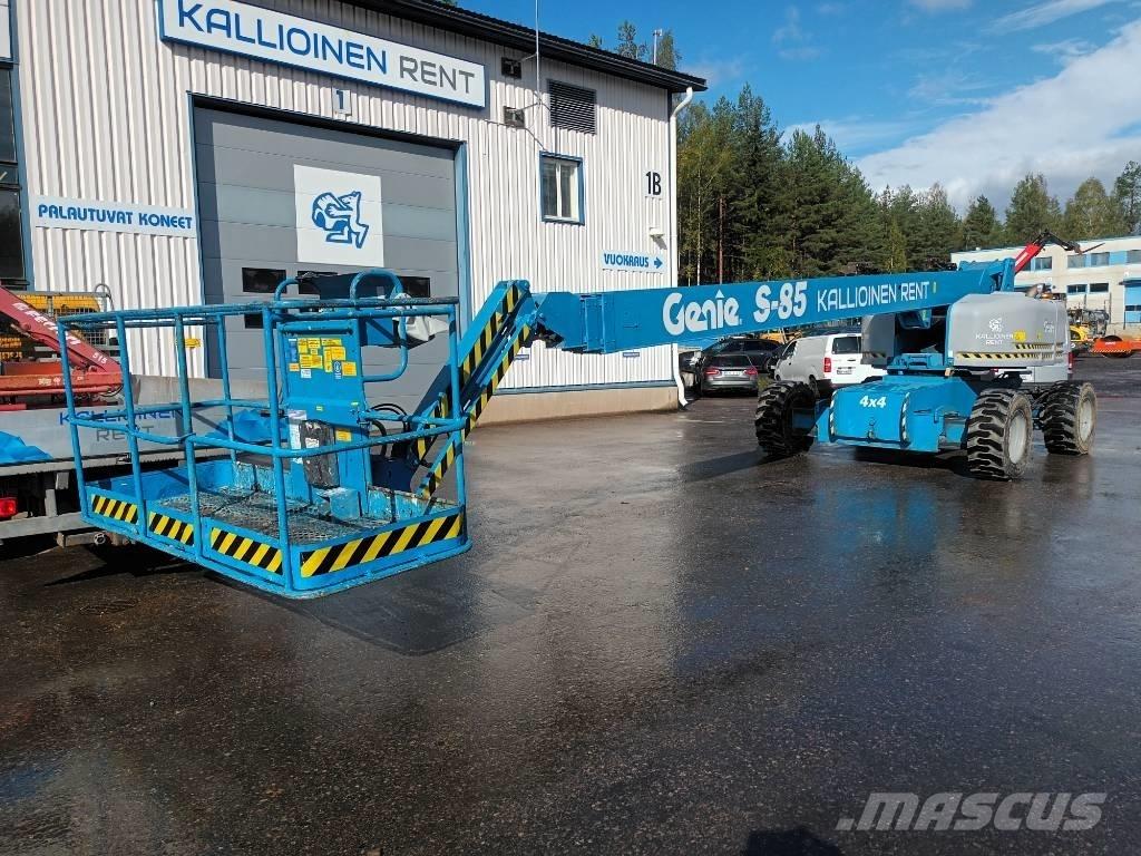 Genie S 85 Iseliikuvad poomtõstukid