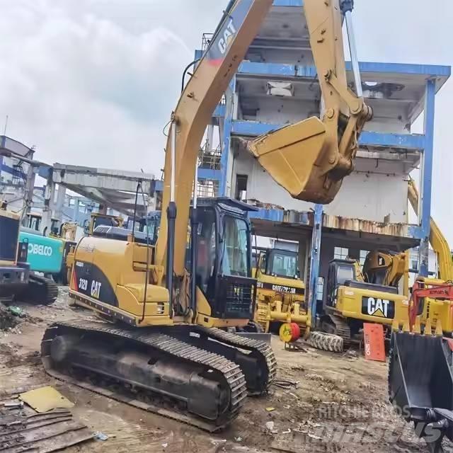CAT 312 D Roomikekskavaatorid