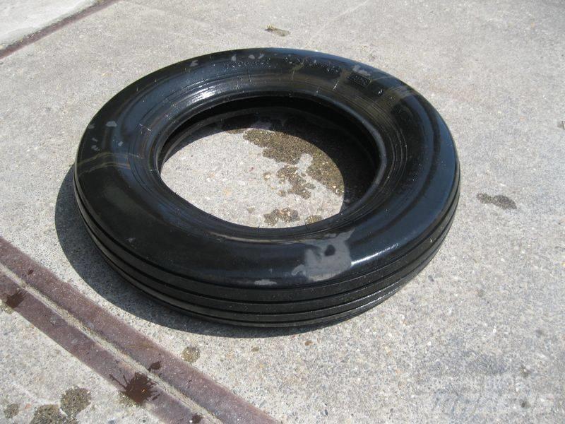 Pirelli 6.00-16 band Rehvid, rattad ja veljed