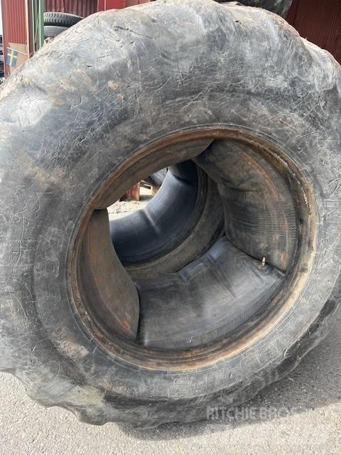 Nokian 600/55-26.5 Rehvid, rattad ja veljed