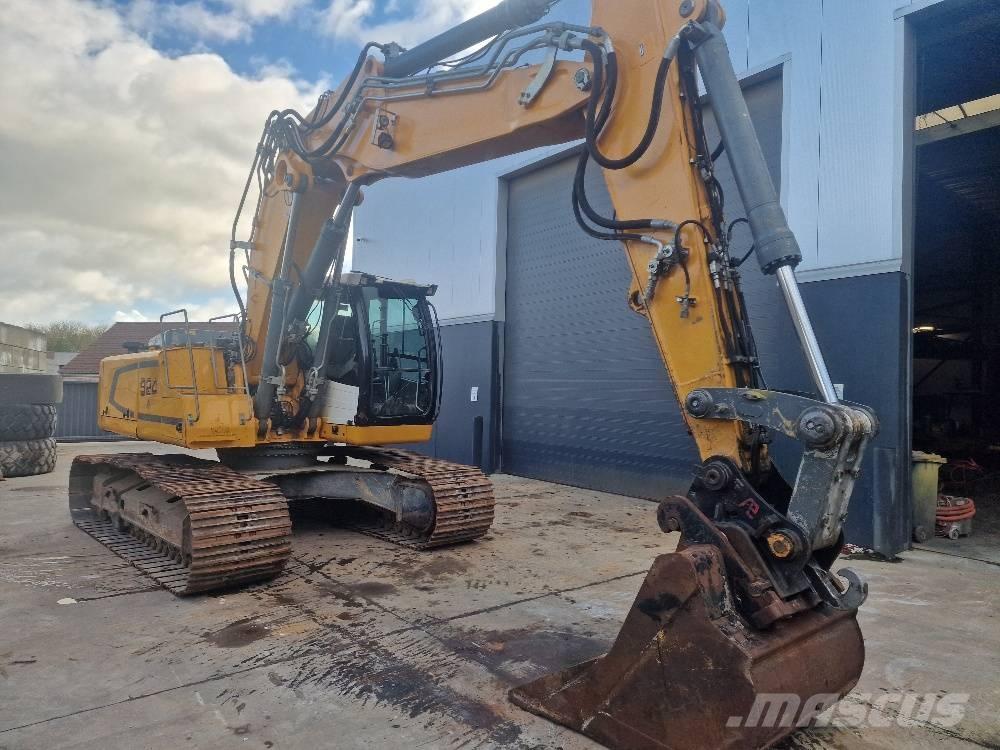 Liebherr R924LC Roomikekskavaatorid