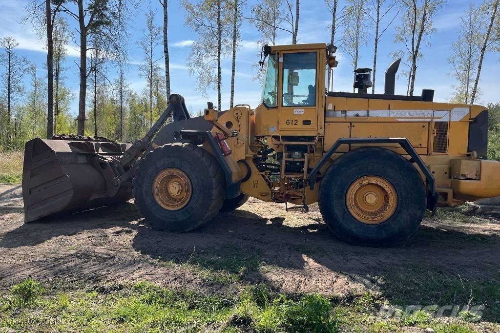 Volvo L 220 Rataslaadurid
