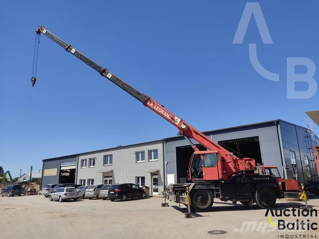 Liebherr LTM 1025 Maastikutõstukid