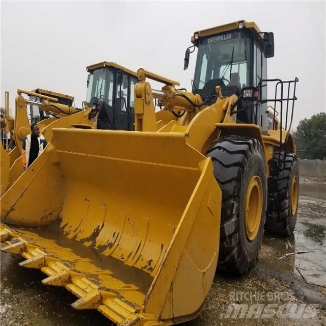 CAT 966 H Rataslaadurid
