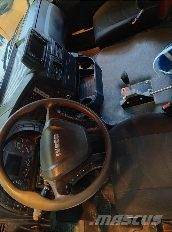 Iveco Hormigonera Betooni pumpautod