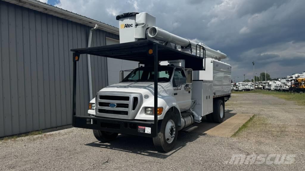 Altec LR V 56 Auto korvtõstukid