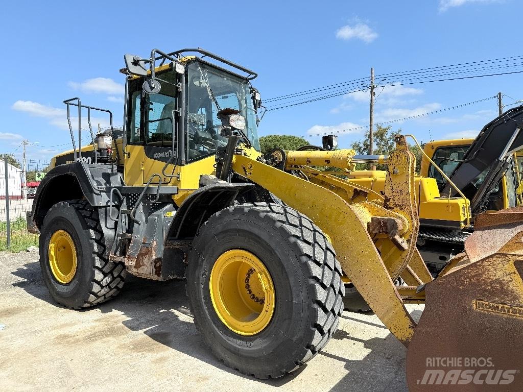 Komatsu WA 380-8 Rataslaadurid