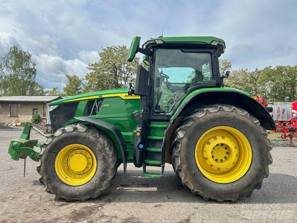 John Deere 7270 R Traktorid