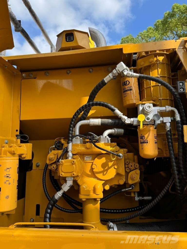 CAT 320D Väikeekskavaatorid 7t-12t