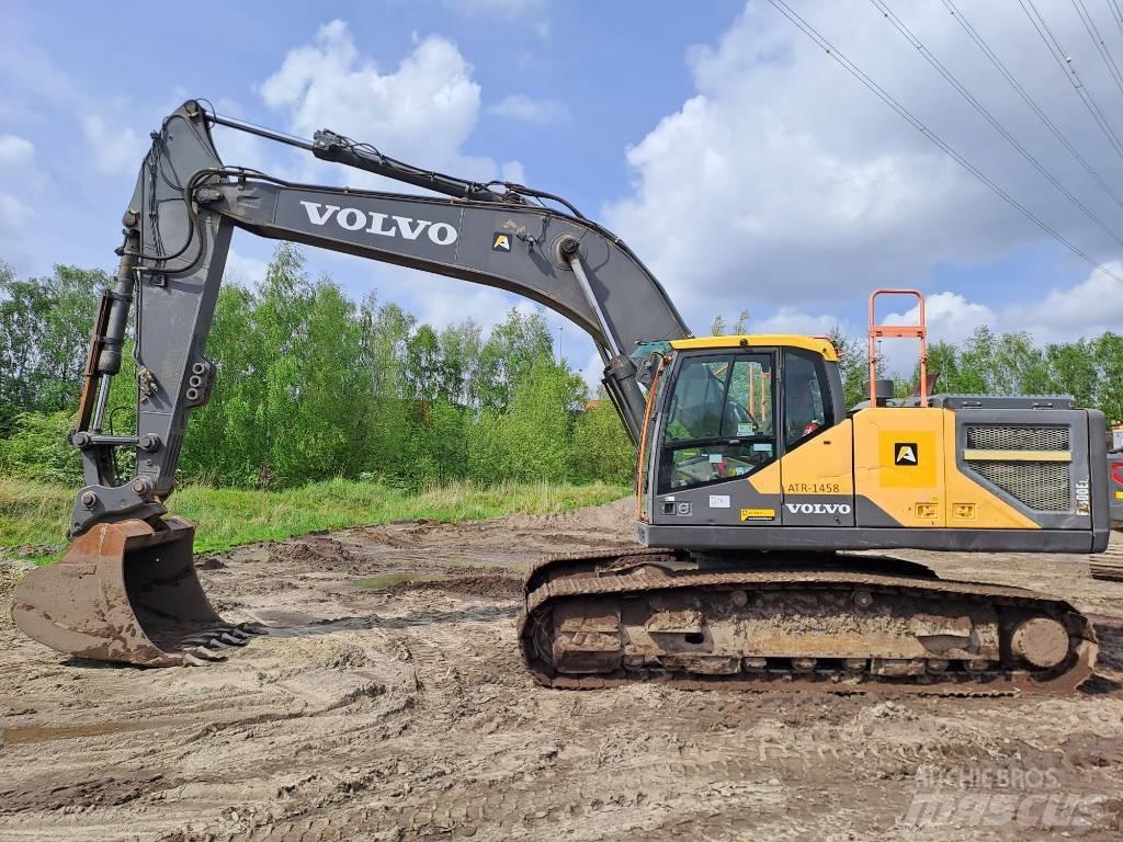 Volvo EC 300 EL Roomikekskavaatorid